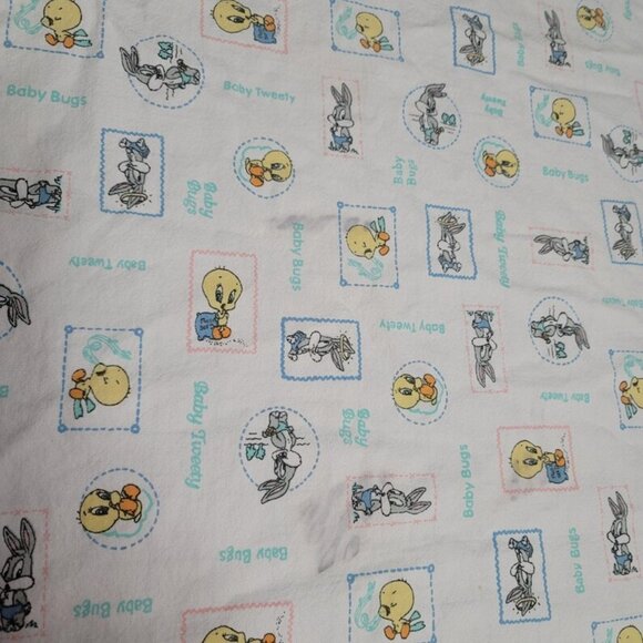 Flannel Receiving Blanket, Baby Looney Toons, Bugs, Tweedy‎ Bird, 1990s Vintage - Picture 8 of 9